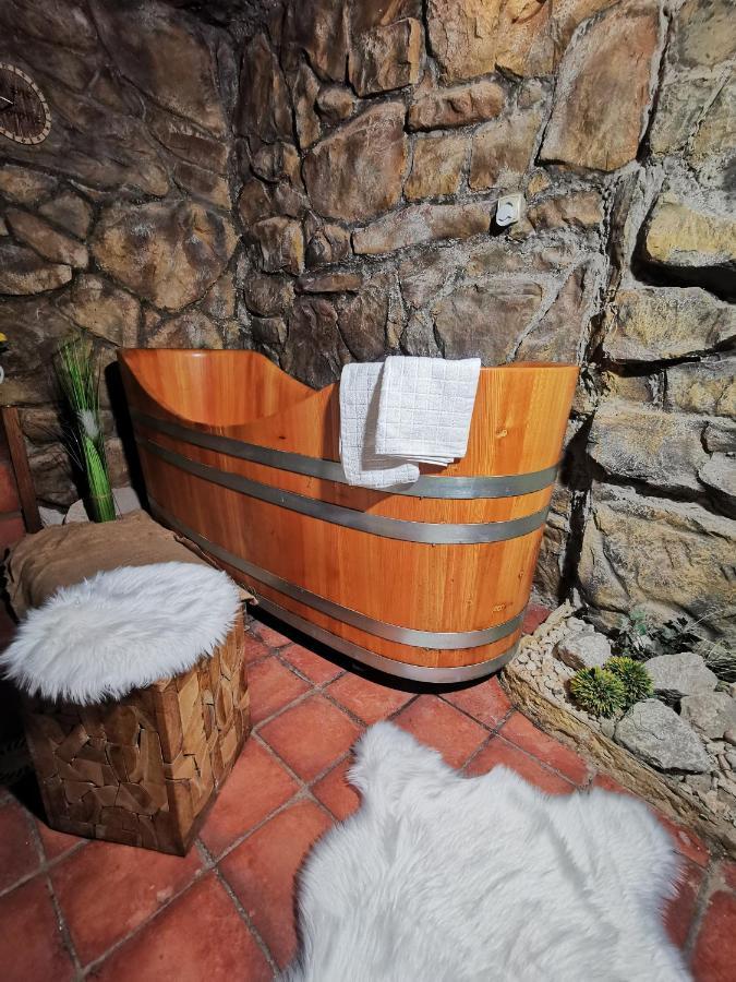 Hotel U Cisare Iii. Mělník Kültér fotó