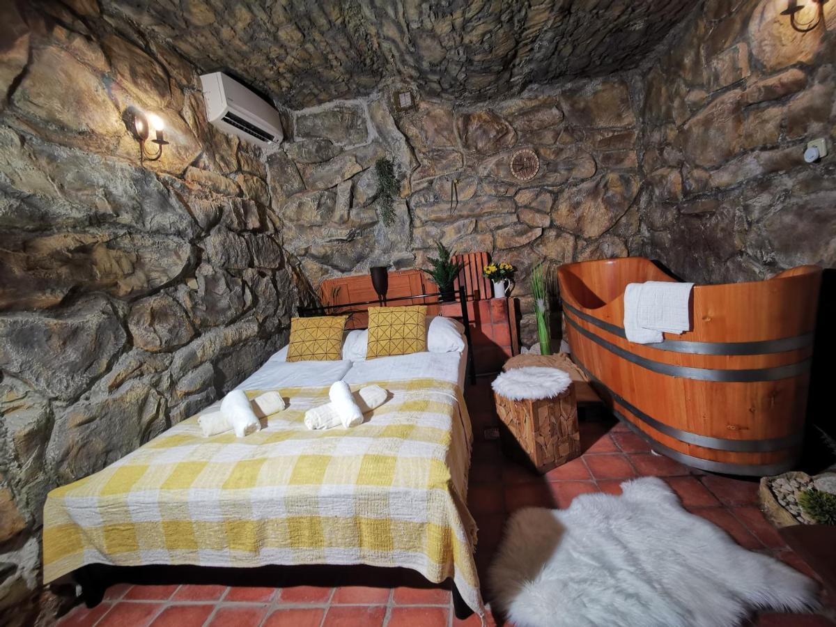 Hotel U Cisare Iii. Mělník Kültér fotó