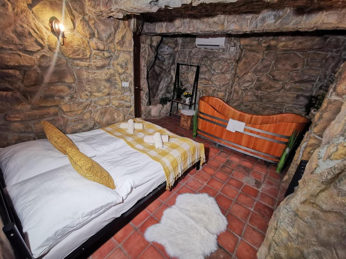Hotel U Cisare Iii. Mělník Kültér fotó