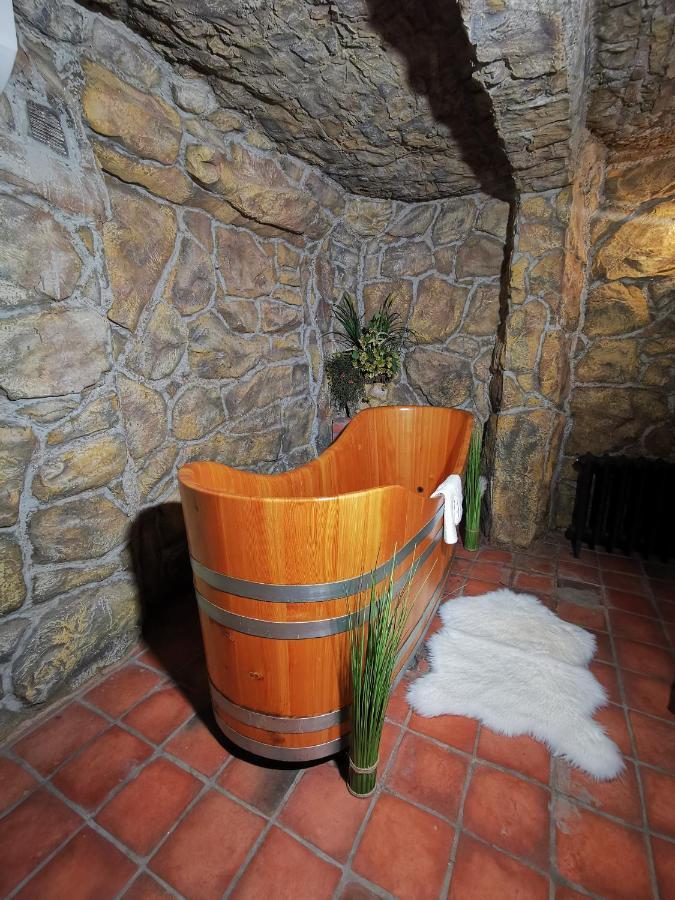 Hotel U Cisare Iii. Mělník Kültér fotó